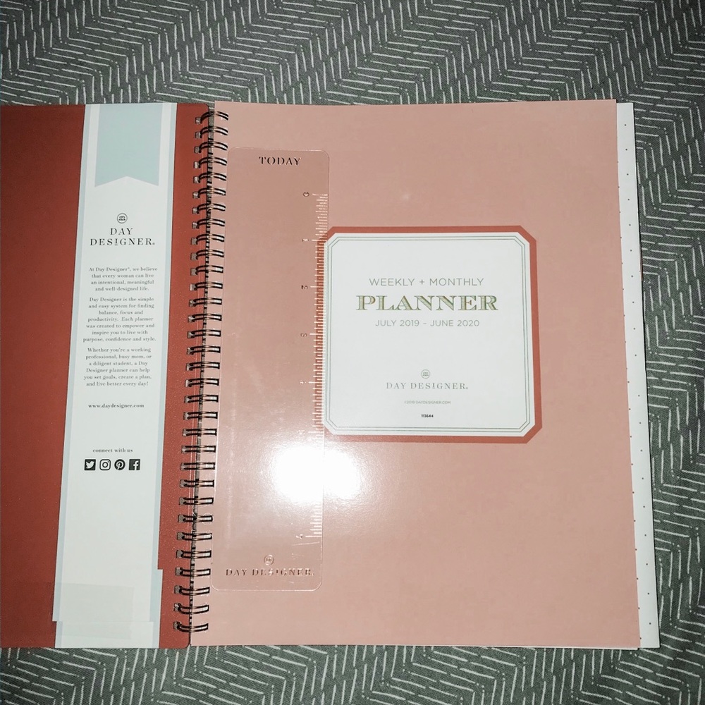 BRAND NEW 2019-2020 PLANNER
